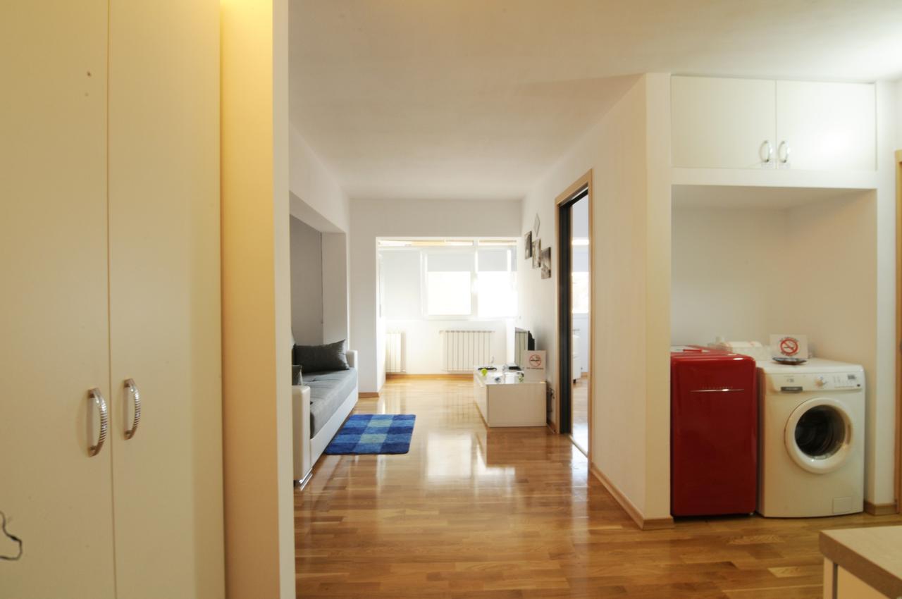 White Dream Suites Iasi Exteriör bild